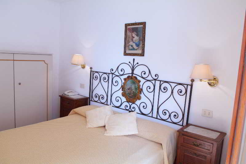 Hotel Villa Mora Giardini Naxos Exterior photo