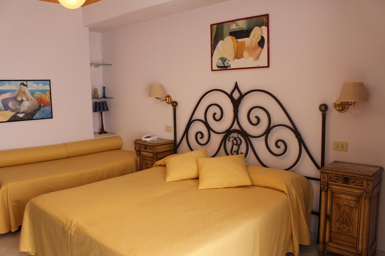 Hotel Villa Mora Giardini Naxos Exterior photo