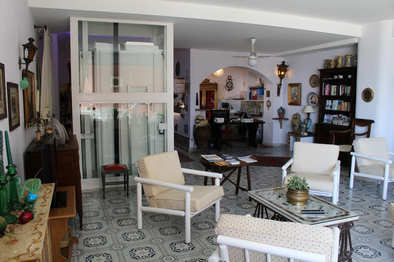Hotel Villa Mora Giardini Naxos Exterior photo
